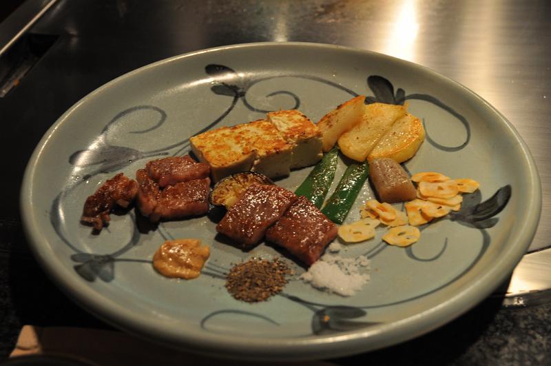 foto_20111031_1207_02.jpg - [de]Eine leckere Zusammenstellung auf dem Teller.[en]A very tasteful collection of items on my plate.