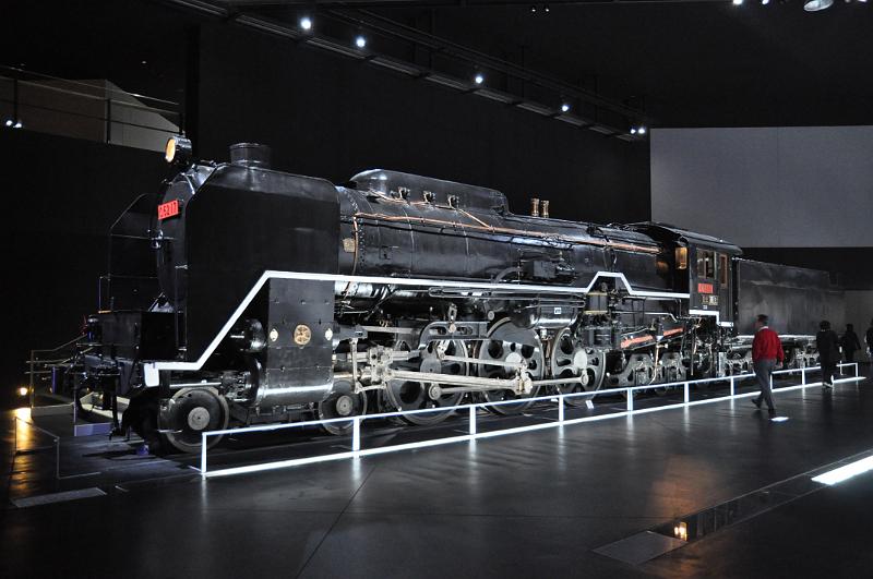 foto_20111118_1039_01.jpg - [de]Und das ist die schnellste Schmalspurdampflok der Welt mit 129 km/h.[en]This is the world's fastest narrow gauge steam engine at 129 km/h.