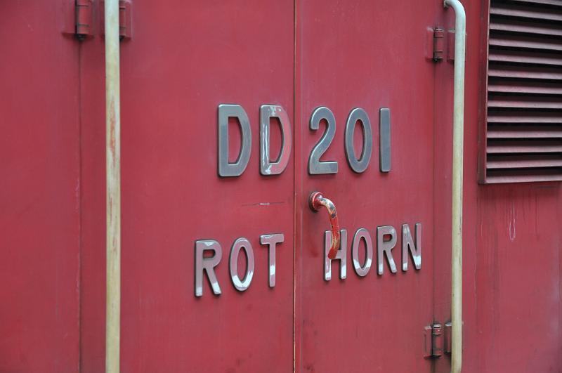 foto_20111030_1231_02.jpg - [de]Die Lokomotiven tragen (für uns) berühmte Namen aus den Schweizer Alpen.[en]The engines all have famous names from the Swiss Alps.