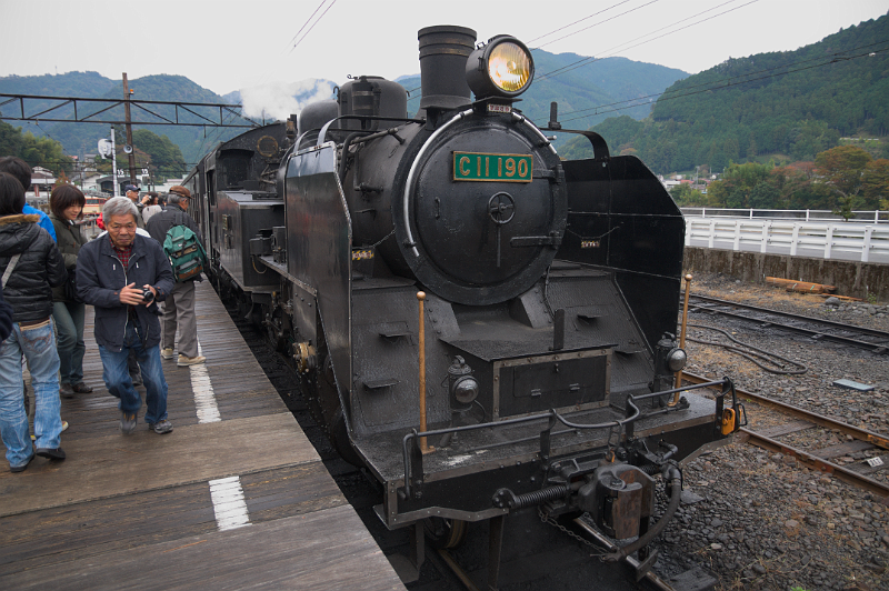 foto_20111030_1445_04.png - [de]Sie sieht aber auch genauso schön aus.[en]It looks just as nice as the first engine.