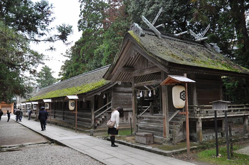 foto_20111110_1558_01.jpg - [de]Und noch einmal ein Gebetsschrein in voller Länge.[en]A shrine for prayers in full length.