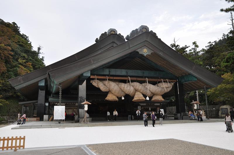 foto_20111110_1603_01.jpg - [de]Und hier ist der Strohquirl sogar noch größer.[en]With an even larger straw swirl.